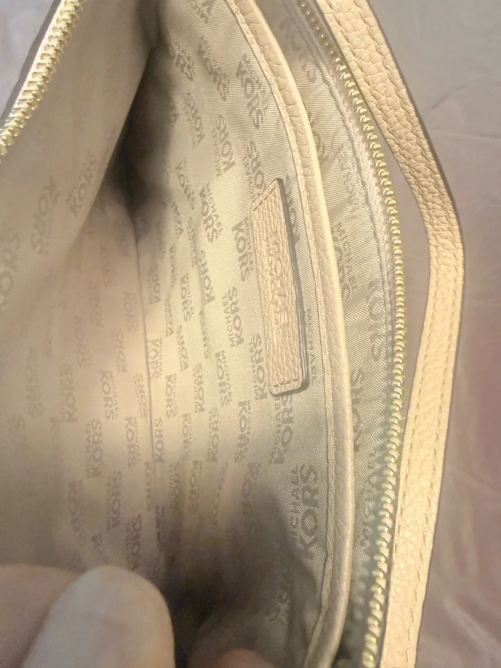 Michael Kors Dusty Pink Jet Set Travel Large Top Zip Pebbled Leather Wristlet - Picture 8 of 10